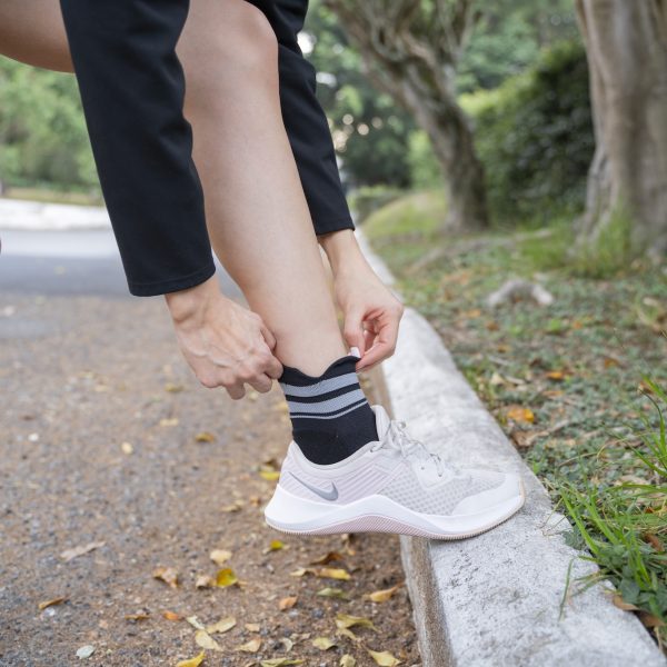 Estilo casual con calcetines Tishas